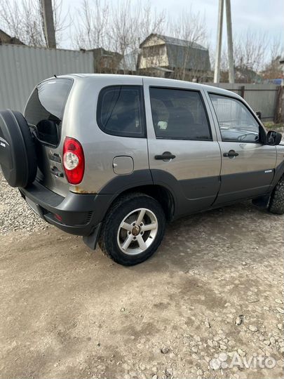 Chevrolet Niva 1.7 МТ, 2009, 200 000 км