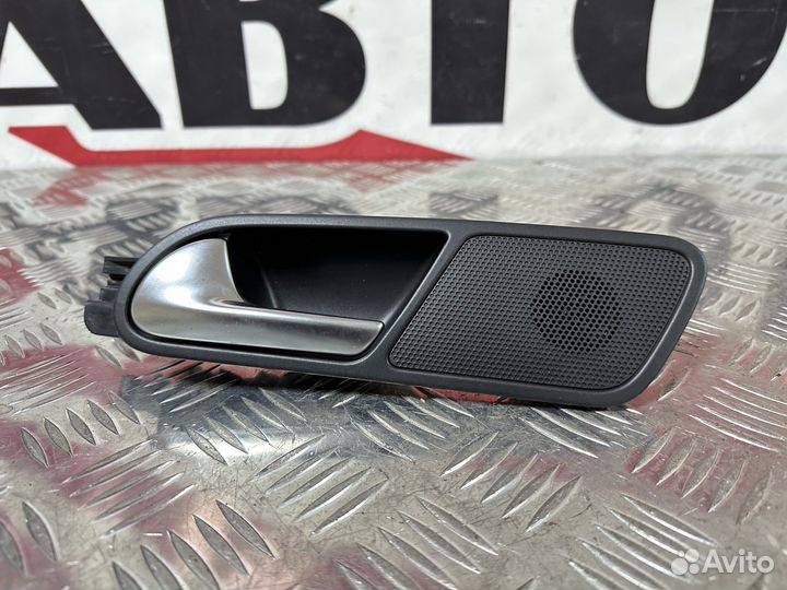 Volkswagen Tiguan NF Задняя левая рука