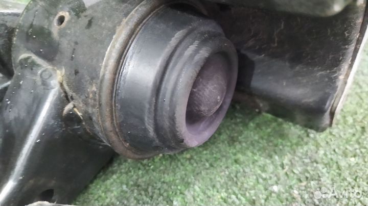 Подушки двс Комплектом Suzuki Swift ZC31S M16A