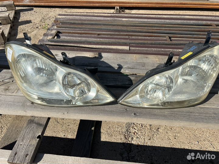 Фары ipsum estima