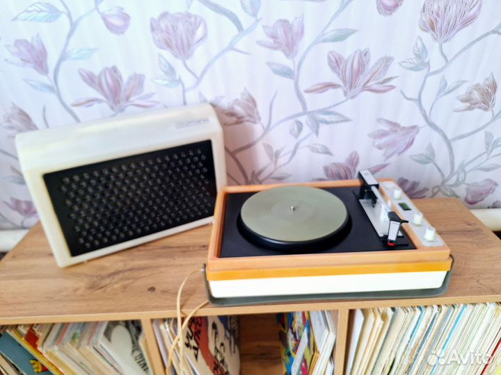 Проигрыватель винила