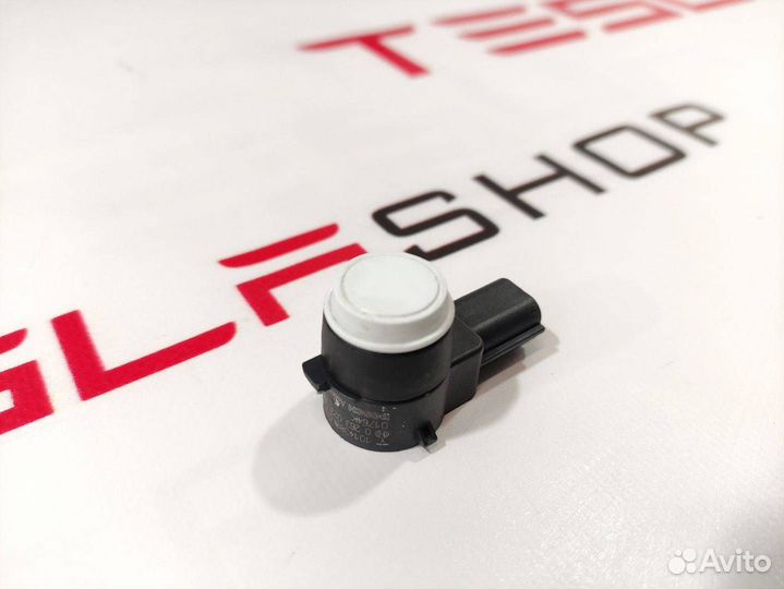 Парктроник передний Tesla Model S 2013