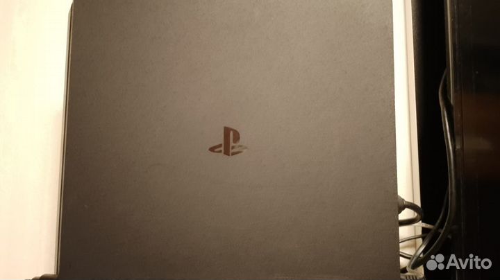 Игровая приставка ps4