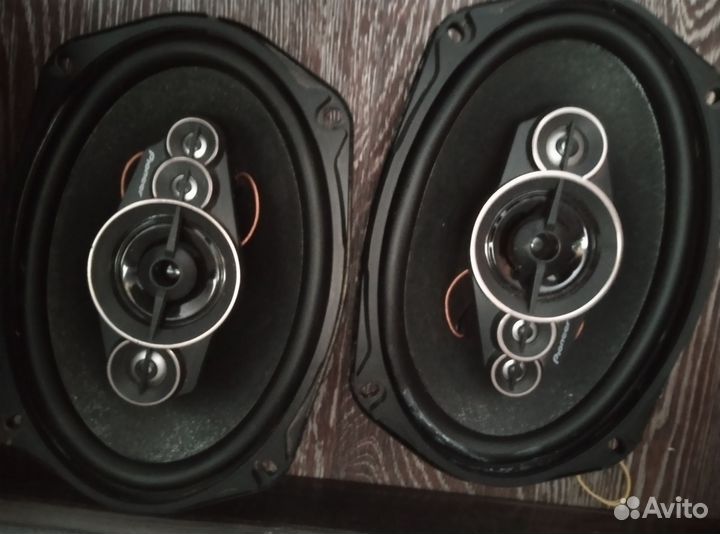 Колонки для машины