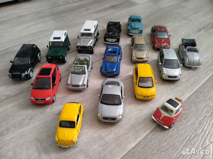 Модели автомобилей Cararama 1:43