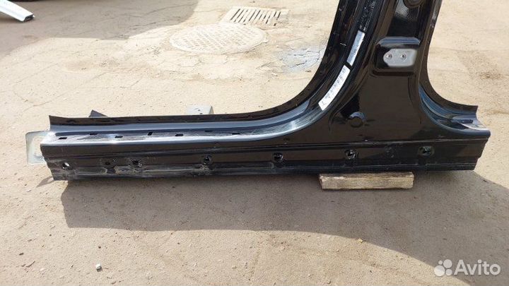 Б/У Б/У Порог со стойкой Состояние отличное