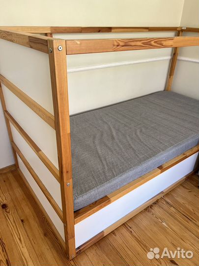 Кровать детская IKEA двухярусная