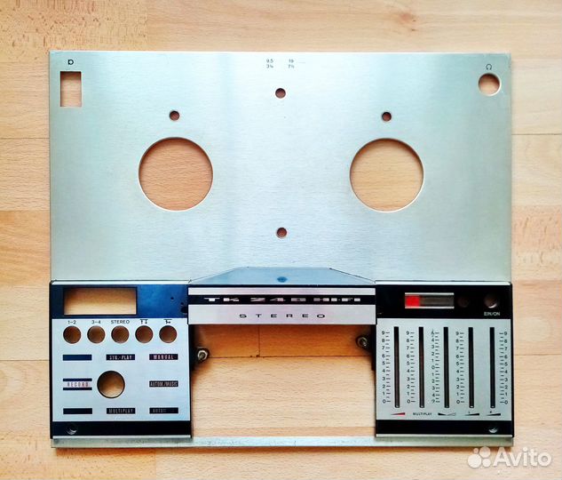Передняя панель магнитофона Grundig TK 248 hifi