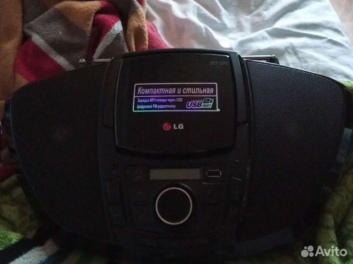 Магнитола LG