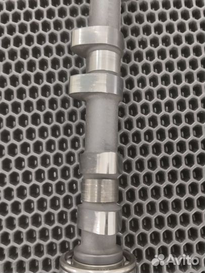 Kawasaki zx7r, zx7, ZX750P распредвал впуск