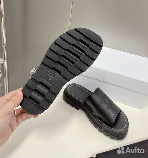 Шлепанцы Celine В наличии Размер 39