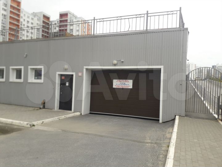 Машиноместо, 18 м²