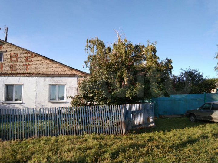 Дом 63 м² на участке 6 сот.