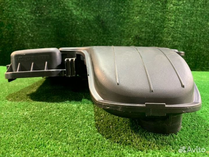 Корпус воздушного фильтра Toyota Belta KSP92