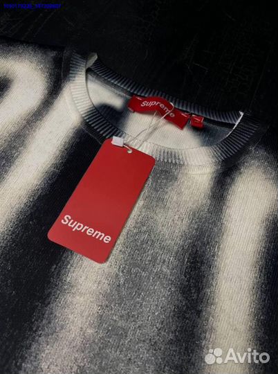 Свитер Supreme Blurred Logo