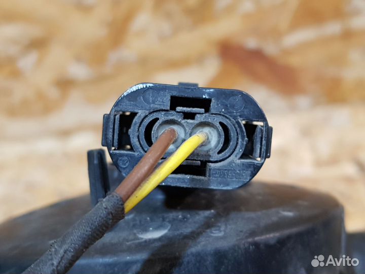 Фара противотуманная левая BMW 4 F32/F33 F32 2015