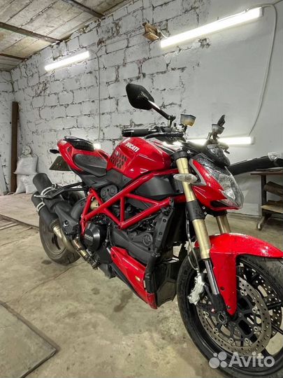 Ducati streetfighter 848