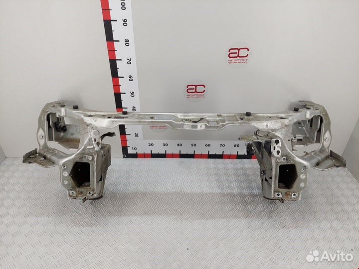 Панель передняя (телевизор) для Opel Vectra C