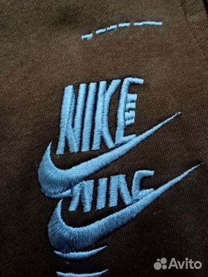 Спортивные штаны nike S