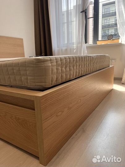 Кровать IKEA malm 160 200