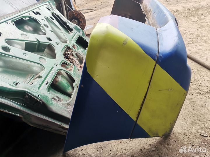 Бампер задний Mercedes Vito w638