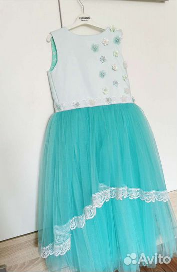 Платье нарядное