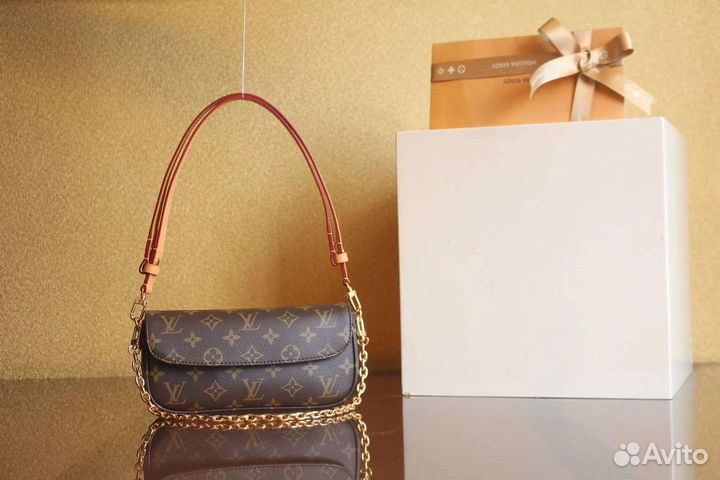 Сумка Louis Vuitton