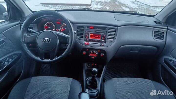 Kia Rio 1.4 МТ, 2011, 277 440 км