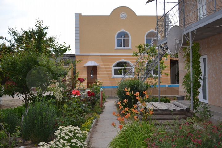 Комната 30 м² в 1-к., 1/2 эт.