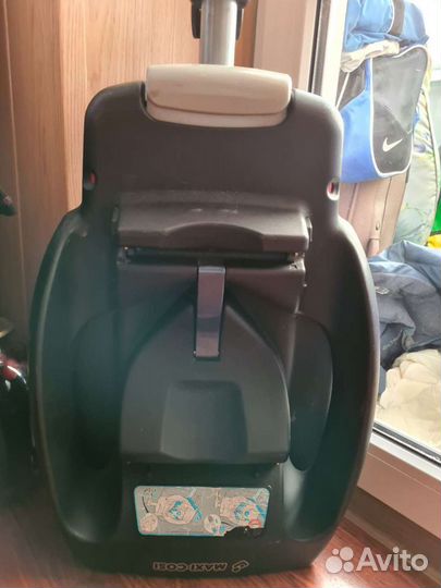 Детское автокресло от 0 maxi cosi