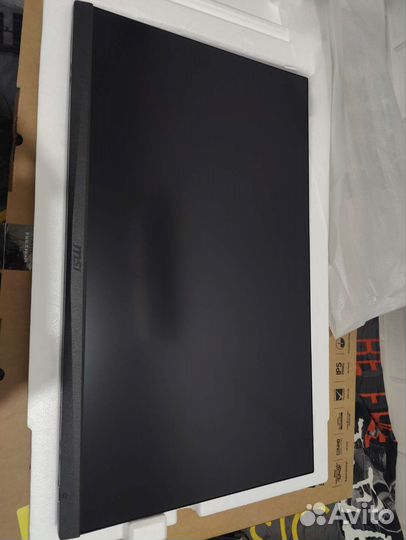 Монитор MSI G281UV