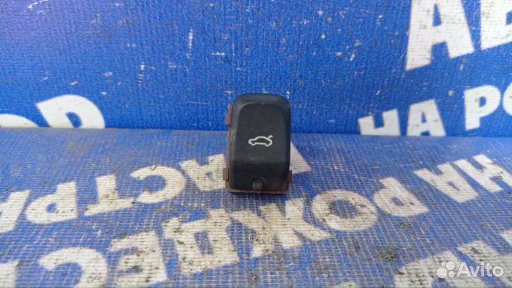 Кнопка открывания багажника Audi A7 лифтбэк CGW