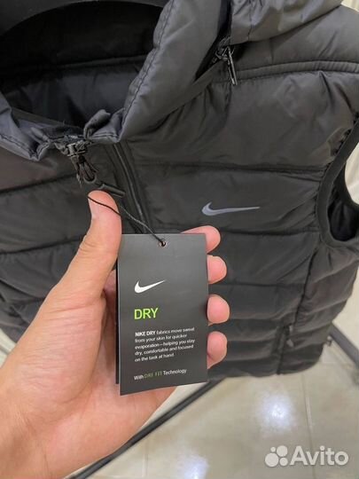 Жилет мужской Nike
