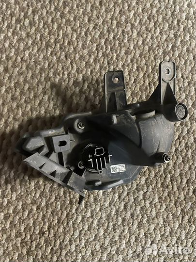 Противотуманная фара птф правая Toyota Rav-4 2015