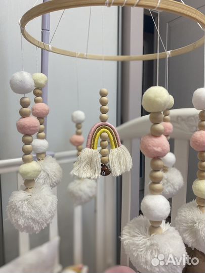 Мобиль на детскую кроватку