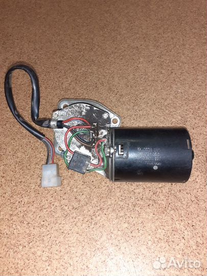Моторчик стеклоочистителя УАЗ хантер