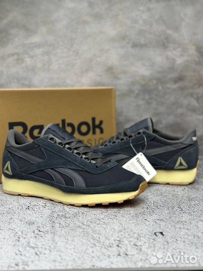 Кроссовки Reebok classic