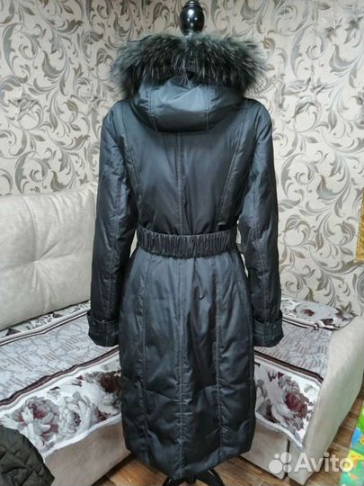 Пуховик женский