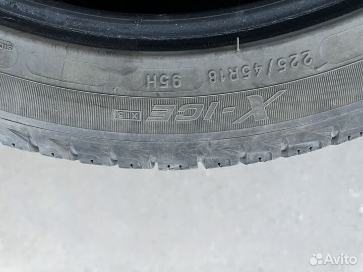 Michelin X-Ice XI3 225/45 R18