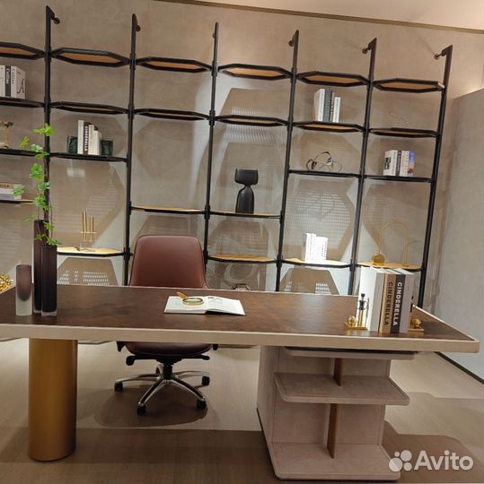 Стул на колесиках Kainberger