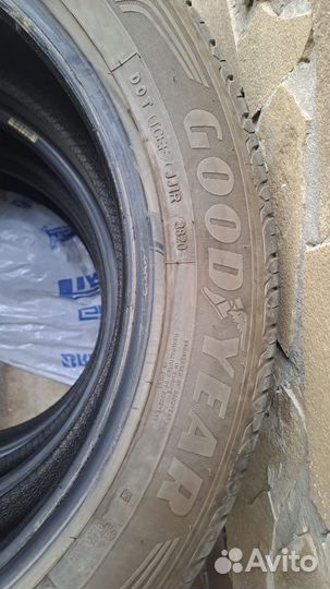 Goodyear EfficientGrip Performance SUV 2.25/55 R19 99B