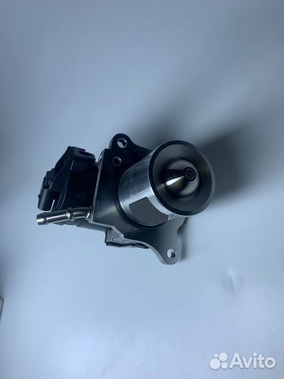 Клапан EGR OM642, V6 Mercedes A6421402160 новый