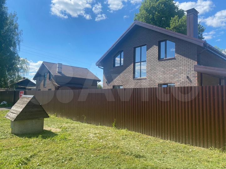 Дом 121 м² на участке 8 сот.