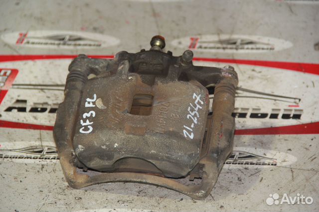 Суппорт перед лево c Honda Accord CF3 F18B