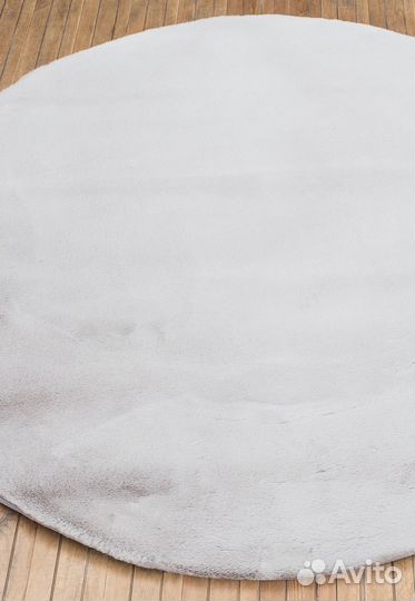 Ковер 90 на 90 новый