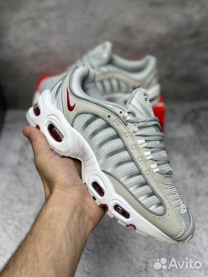 Кроссовки Nike air max tailwind 4