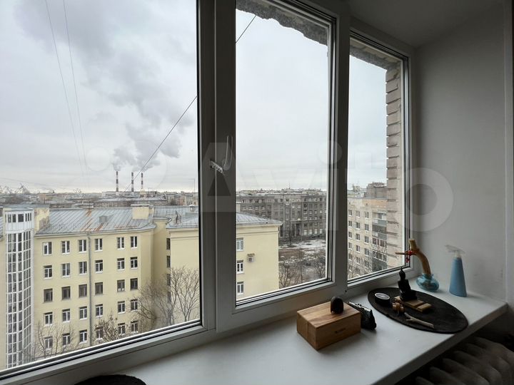 2-к. квартира, 54 м², 9/9 эт.