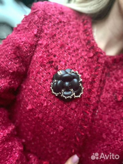 Брошь Chanel Camelia камелия твид кожа цветок
