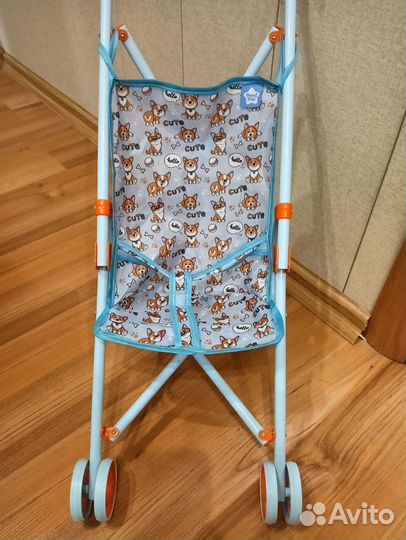 Кукла с коляской