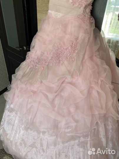 Платье вечернее, на выпускной, для фотосессии